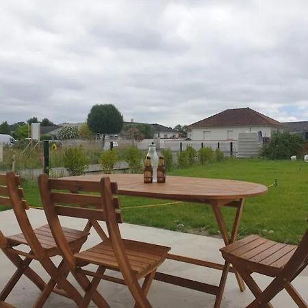 Chambre Calme Dans Une Maison Neuve Avec Jardin Billere Buitenkant foto