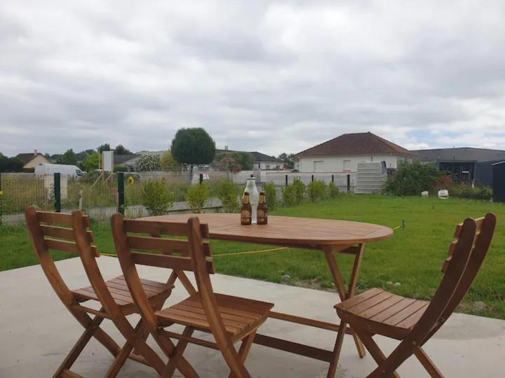 Chambre Calme Dans Une Maison Neuve Avec Jardin Billere Buitenkant foto