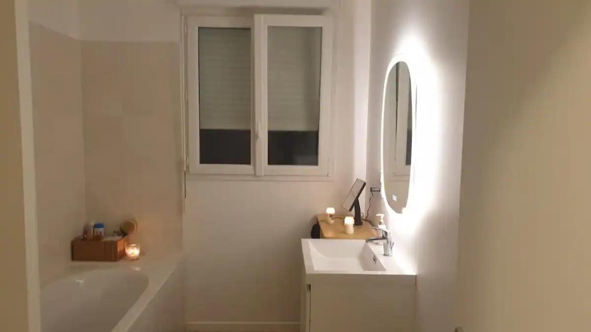 Chambre Calme Dans Une Maison Neuve Avec Jardin Billere Buitenkant foto
